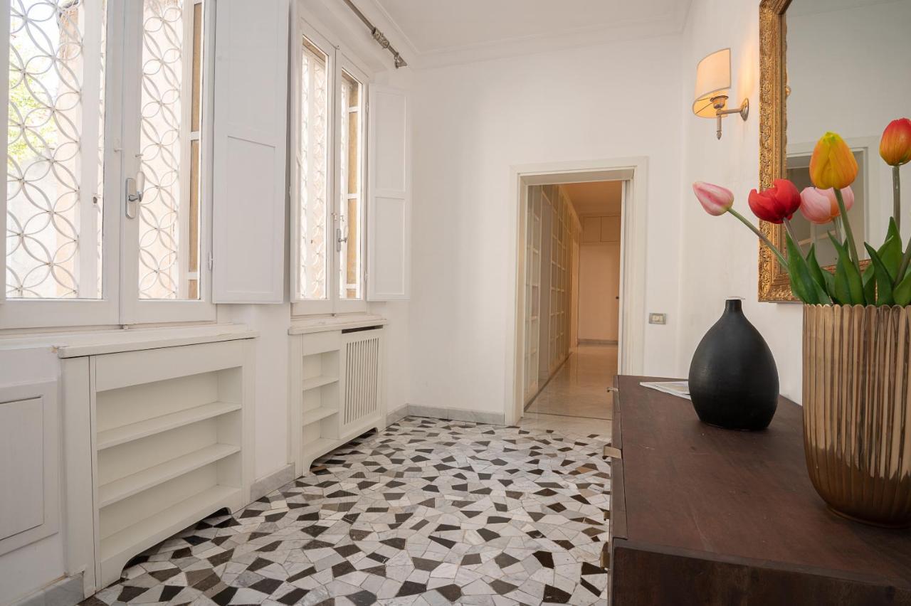 רומא Ninetyone Via Sistina Apartment Spanish Steps מראה חיצוני תמונה
